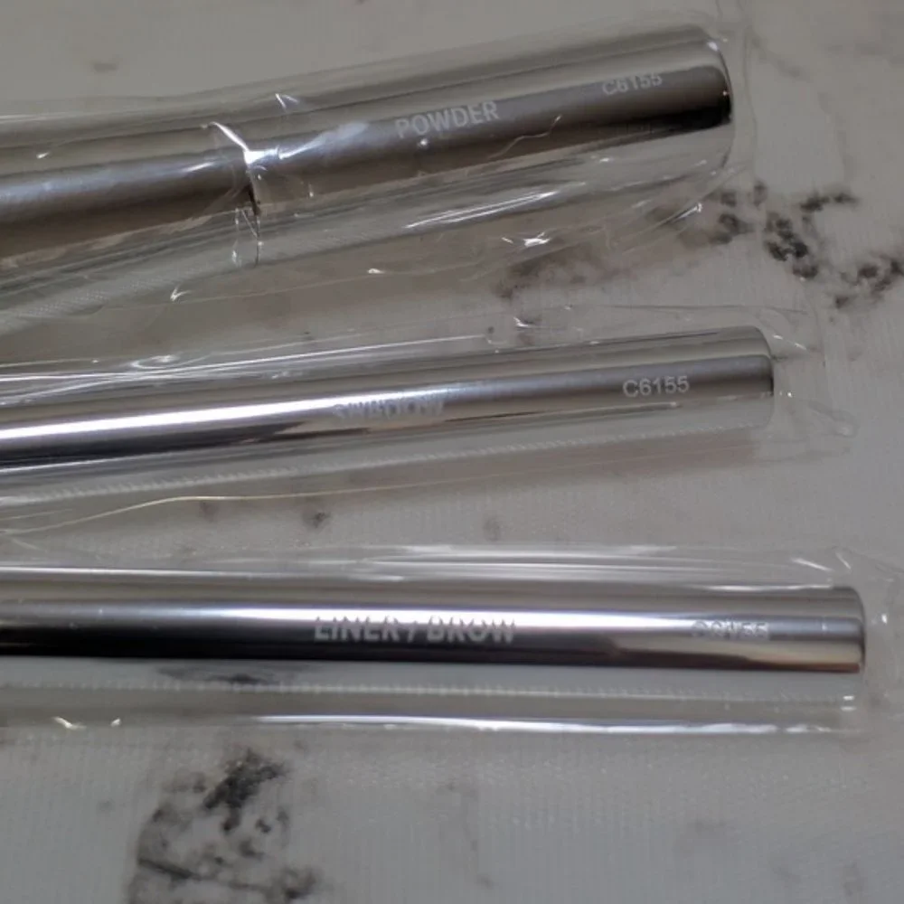 It Cosmetics for Ulta Travel Beautiful Basics Brush Set